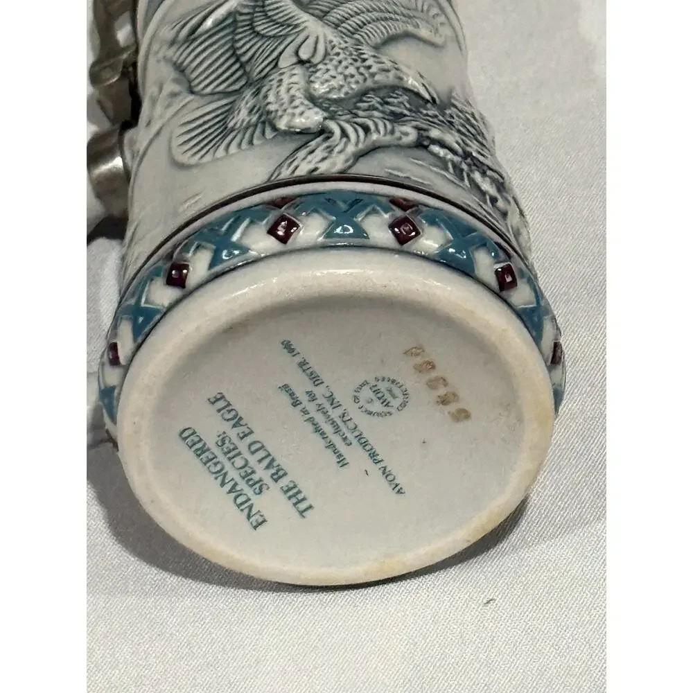 Avon Endangered Species Mini Stein Asian Elephant & Bald Eagle w/ Boxes Cards